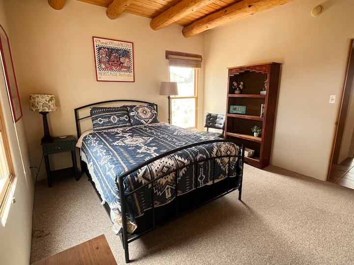 Спалня с двойно легло