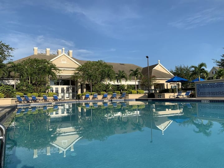 4br Near Disney | 4 Pools, Arcade, Movie Theater - Kissimmee, FL