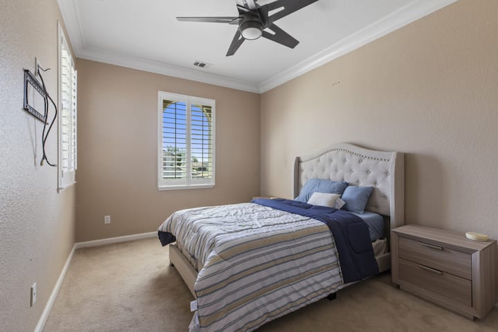 ออกแบบมาเพื่อความสะดวกสบาย การพักผ่อน และการนอนหลับที่ดี