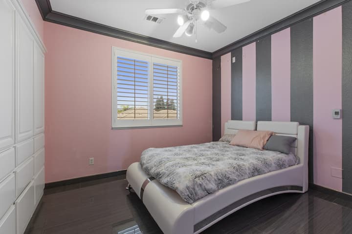 ที่พักน่าอยู่และอบอุ่นสำหรับครอบครัวหรือเพื่อน