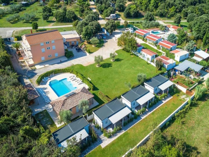Mobil-home à Banjole Près De Centinera - Pula