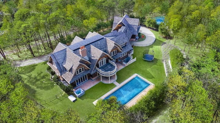 Water Mill Compound - Cutchogue, NY