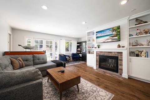Popular Airbnb listing: 10 Min to Beach! | Family Home w/ Private Backyard in University