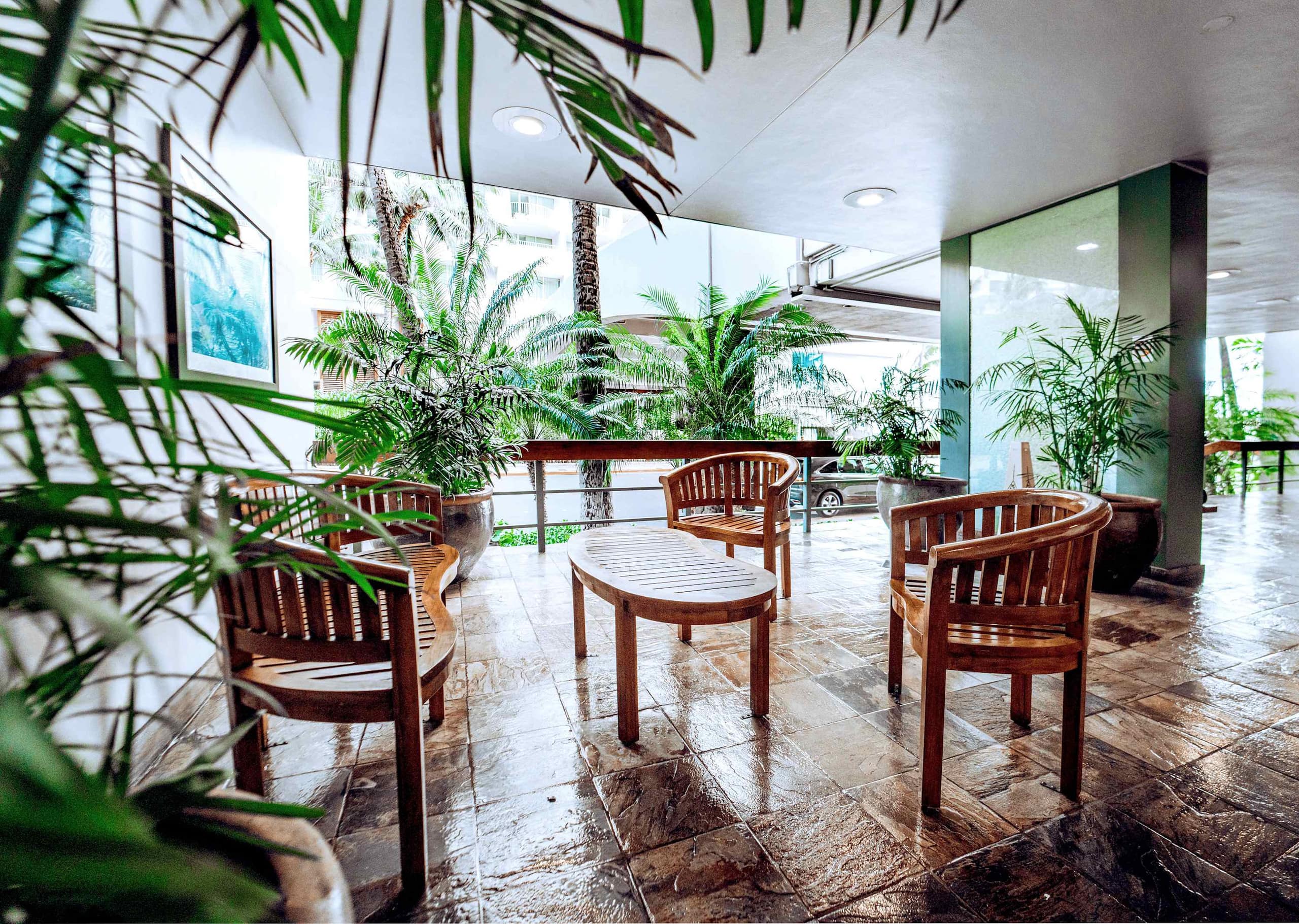 Prime Waikiki Studio – Walk to the Beach! - Image 14
