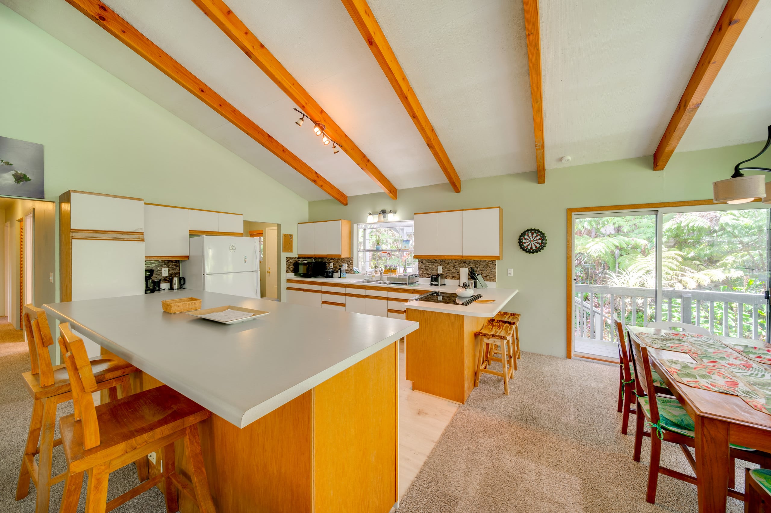 Home in Volcano · ★4.65 · 3 bedrooms · 4 beds · 2 baths - Image 8