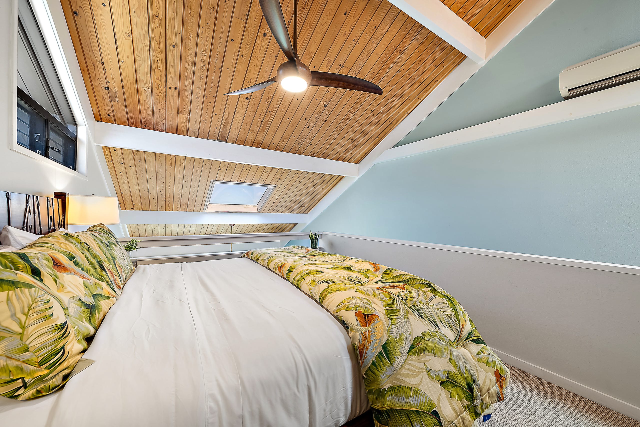 Condo in Lahaina · ★5.0 · 2 bedrooms · 4 beds · 2 baths - Image 16