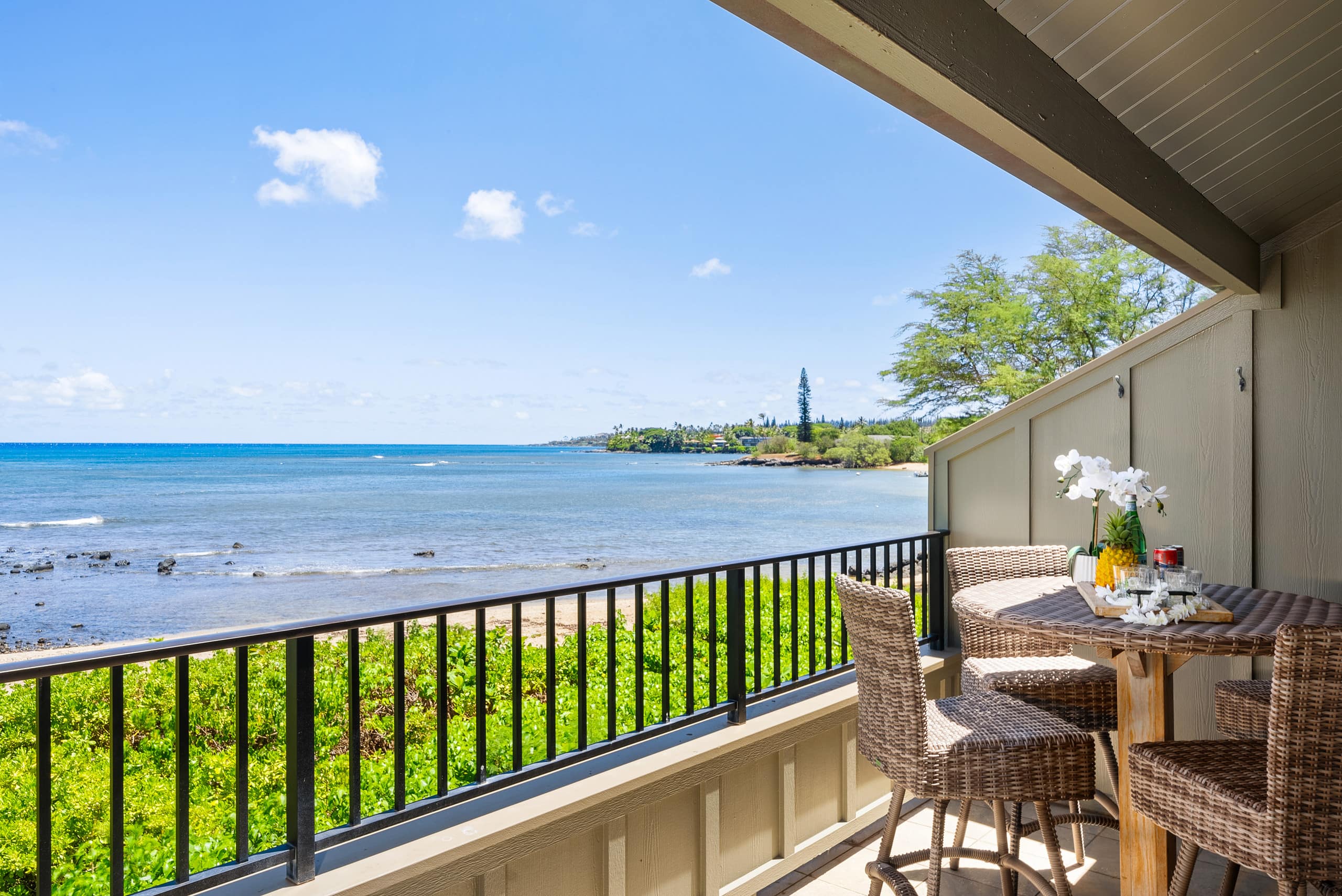 Condo in Lahaina · ★5.0 · 2 bedrooms · 4 beds · 2 baths - Image 29