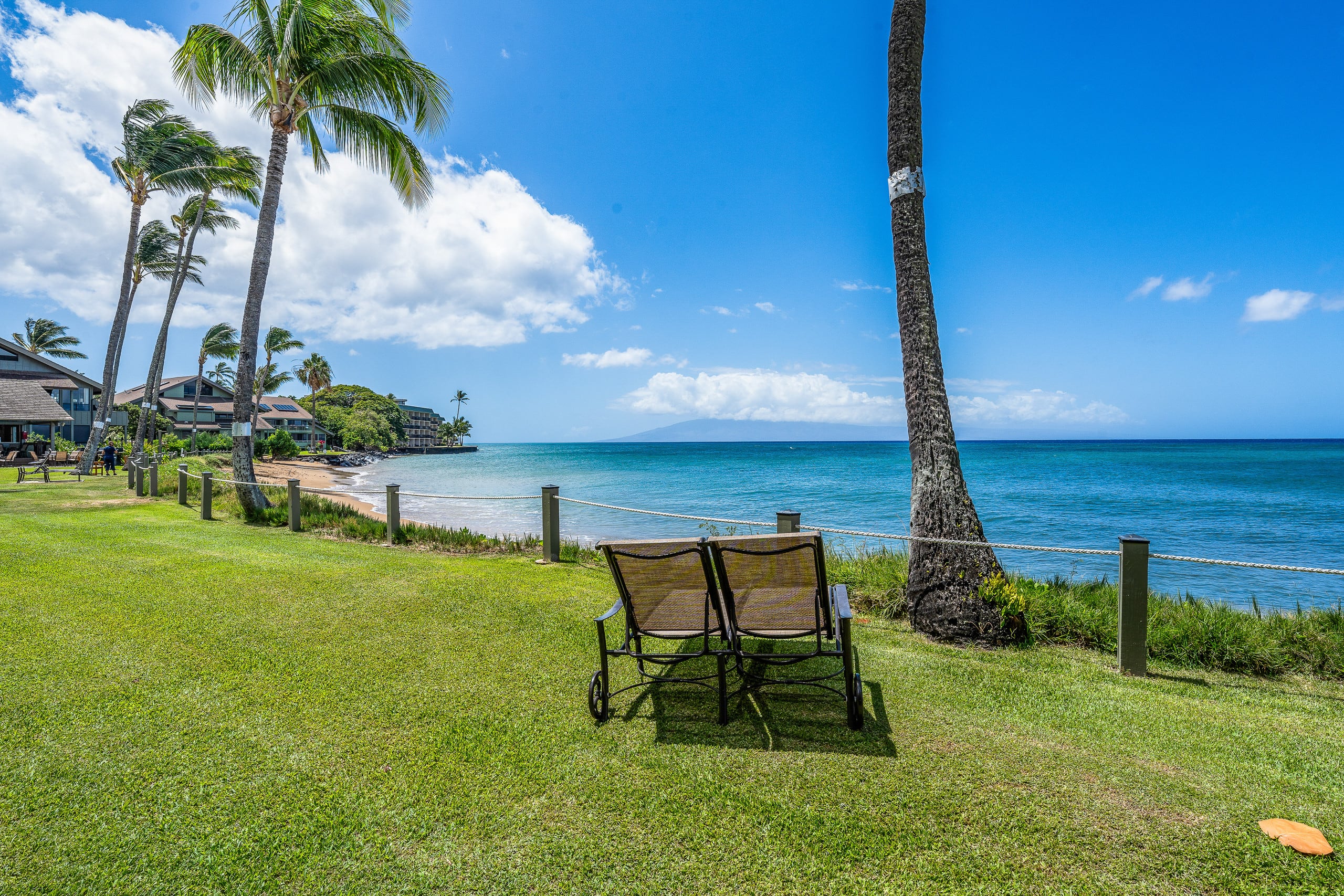 Condo in Lahaina · ★5.0 · 2 bedrooms · 4 beds · 2 baths - Image 41