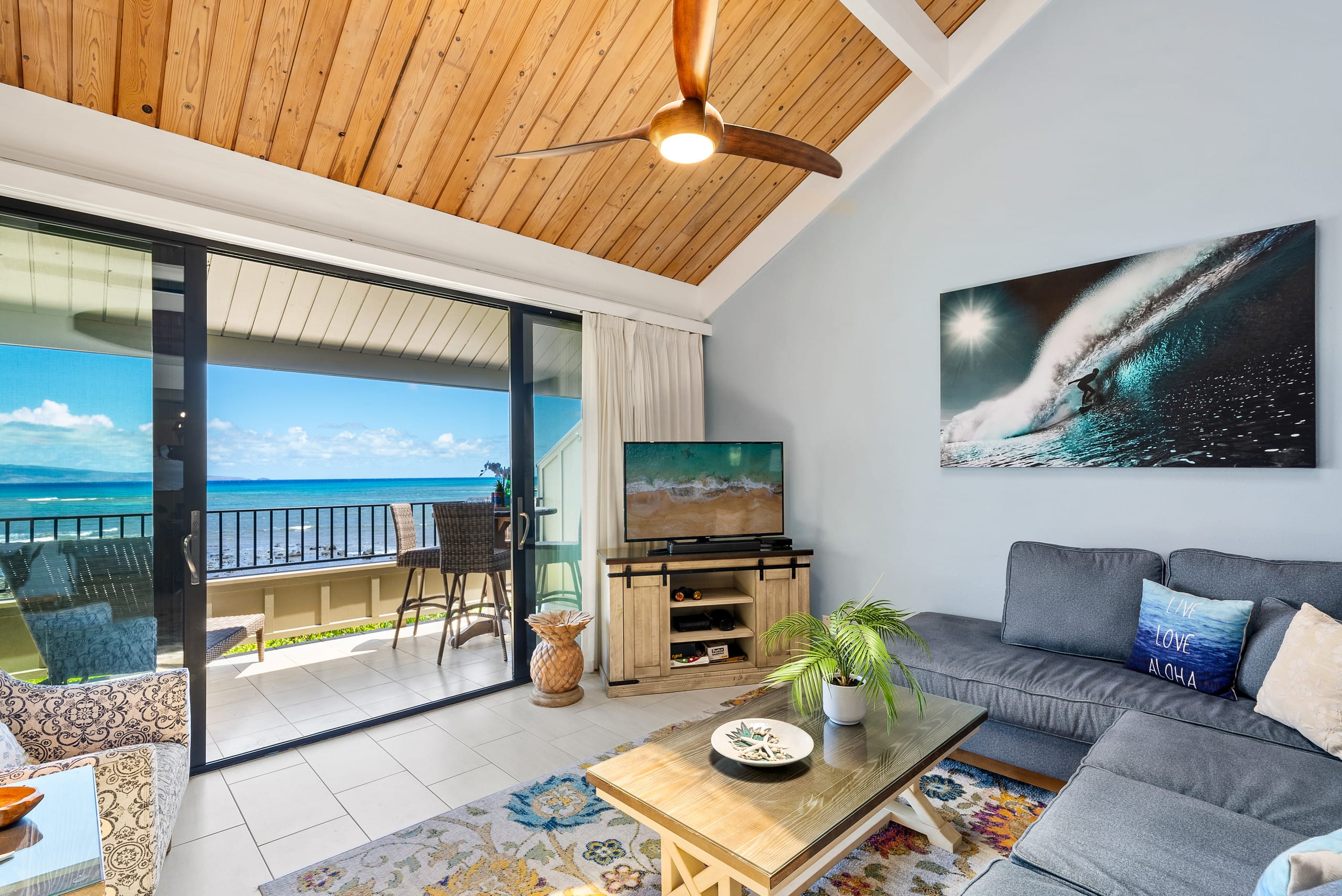 Condo in Lahaina · ★5.0 · 2 bedrooms · 4 beds · 2 baths - Image 4