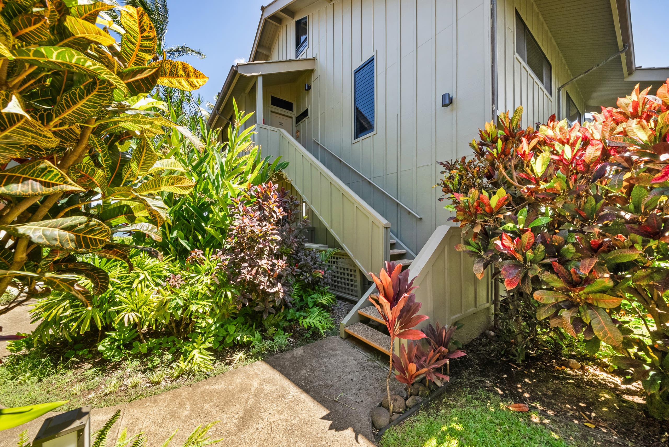 Condo in Lahaina · ★5.0 · 2 bedrooms · 4 beds · 2 baths - Image 33