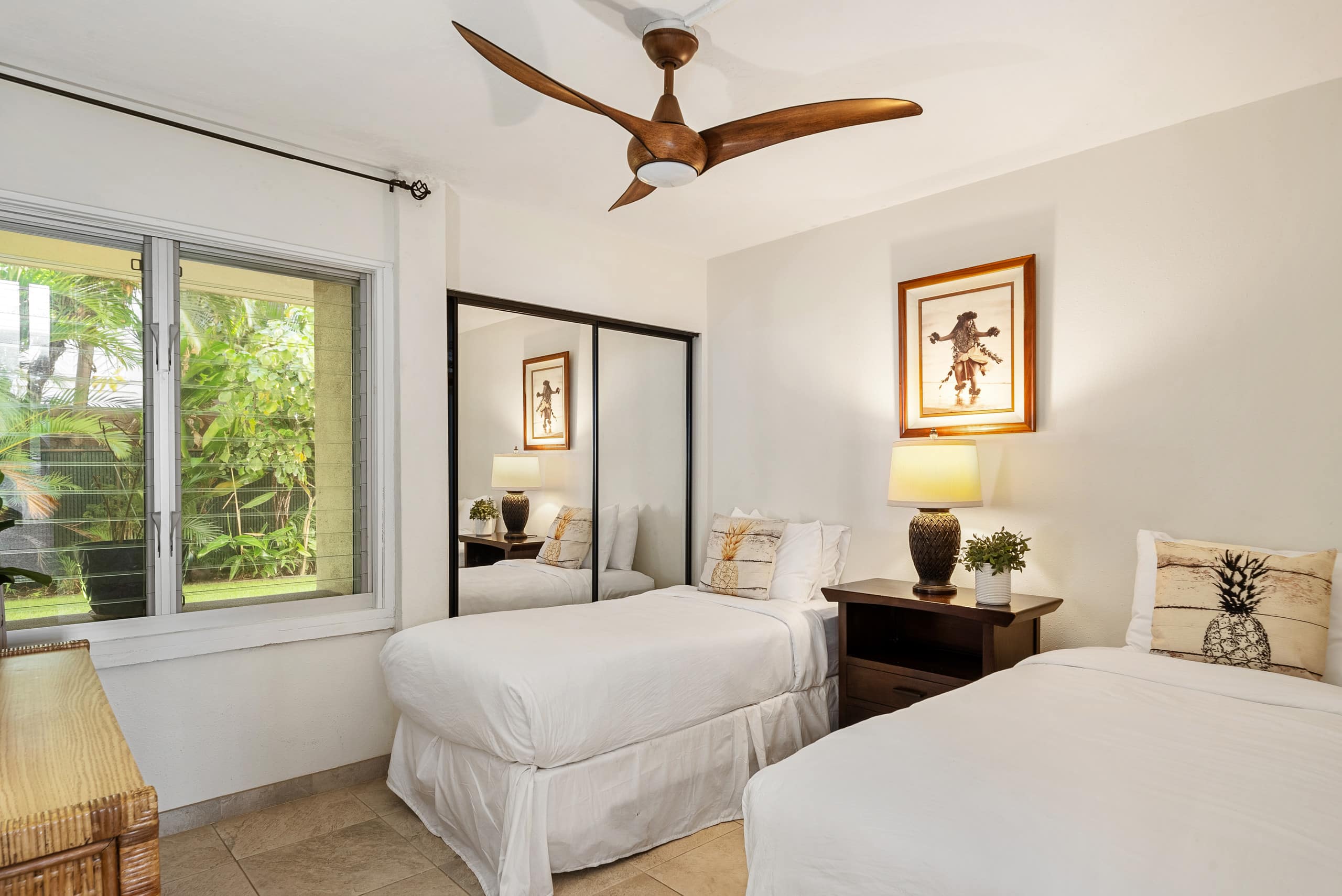Condo in Lahaina · ★4.86 · 2 bedrooms · 4 beds · 2 baths - Image 19