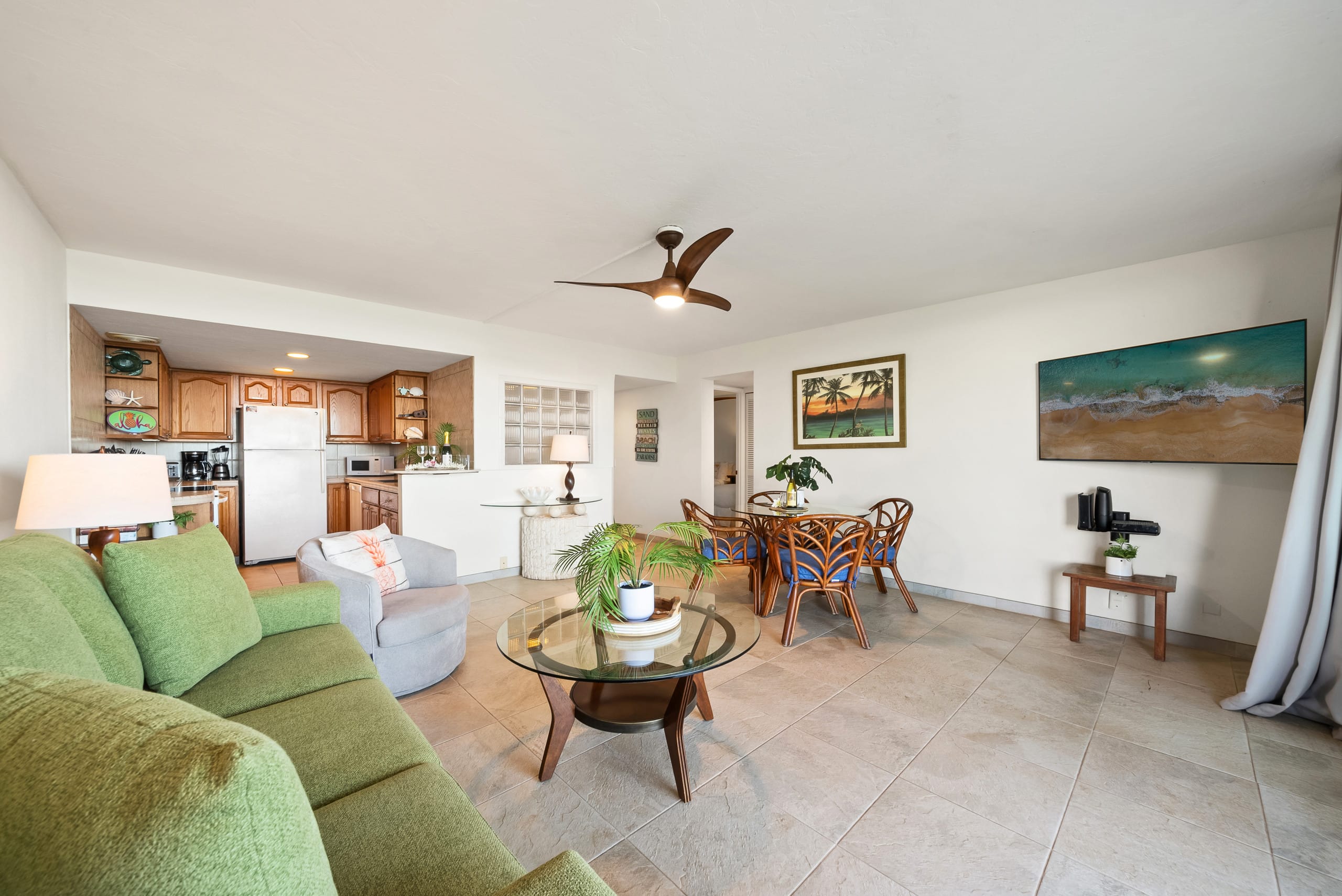Condo in Lahaina · ★4.86 · 2 bedrooms · 4 beds · 2 baths - Image 3