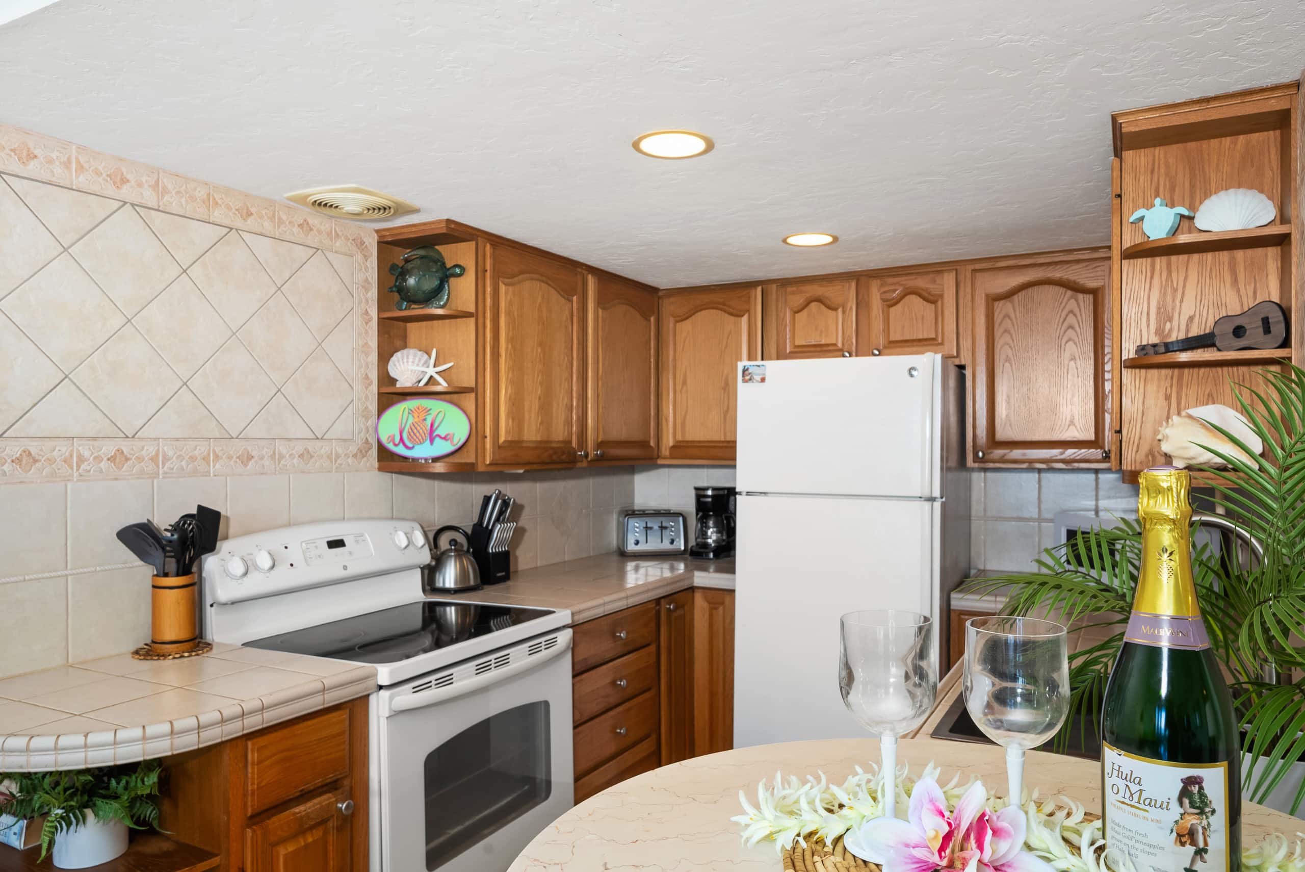 Condo in Lahaina · ★4.86 · 2 bedrooms · 4 beds · 2 baths - Image 8