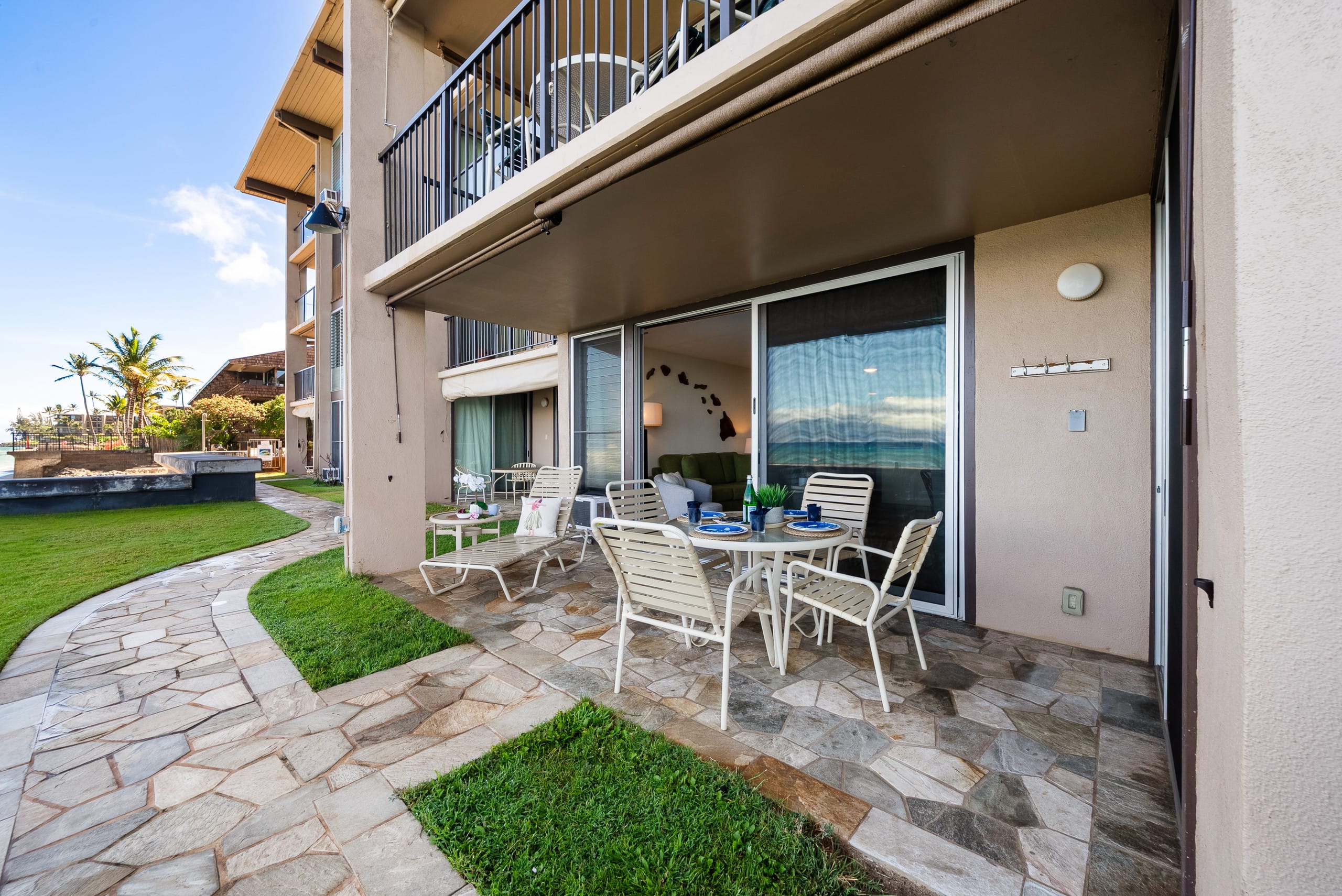 Condo in Lahaina · ★4.86 · 2 bedrooms · 4 beds · 2 baths - Image 33