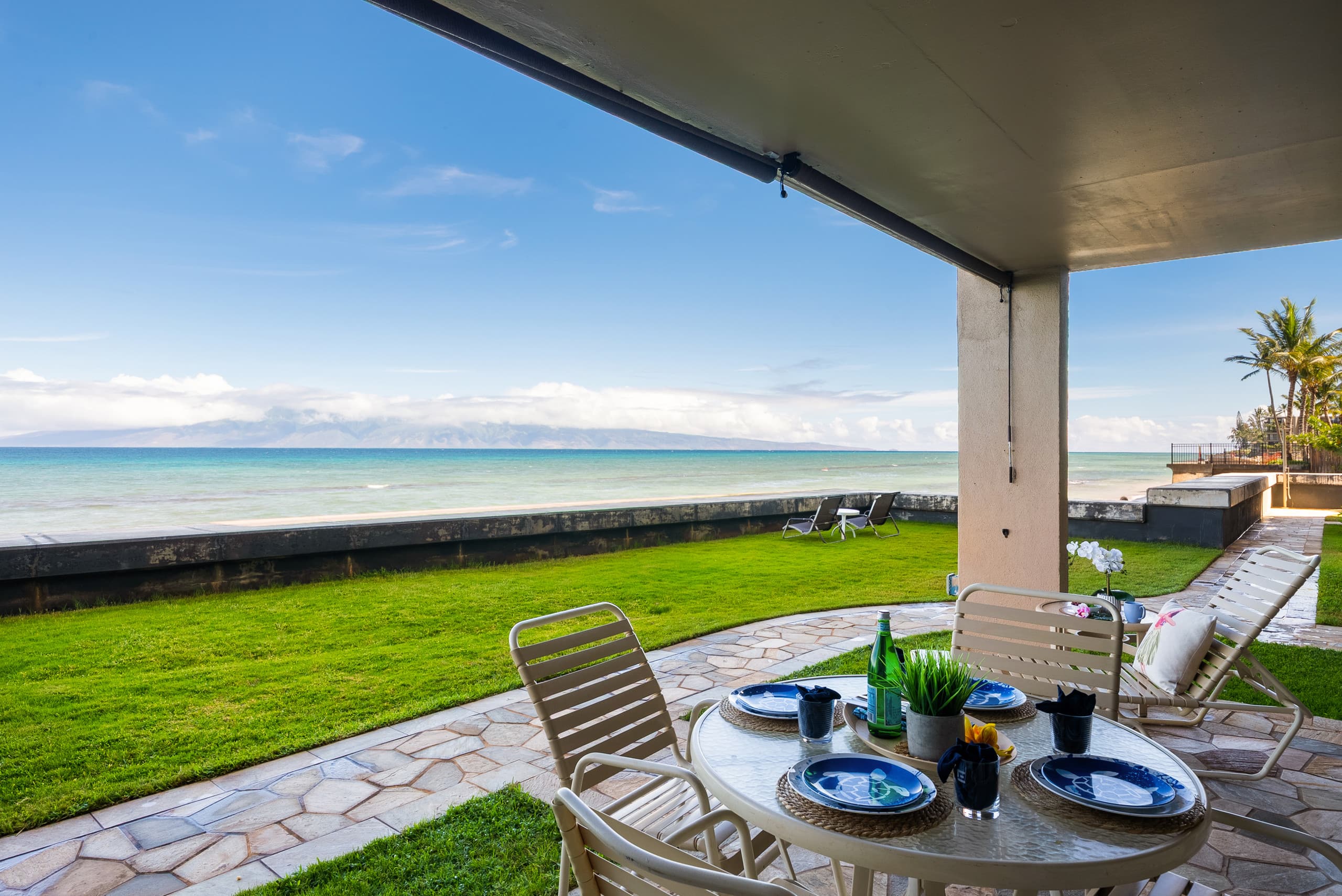 Condo in Lahaina · ★4.86 · 2 bedrooms · 4 beds · 2 baths - Image 1