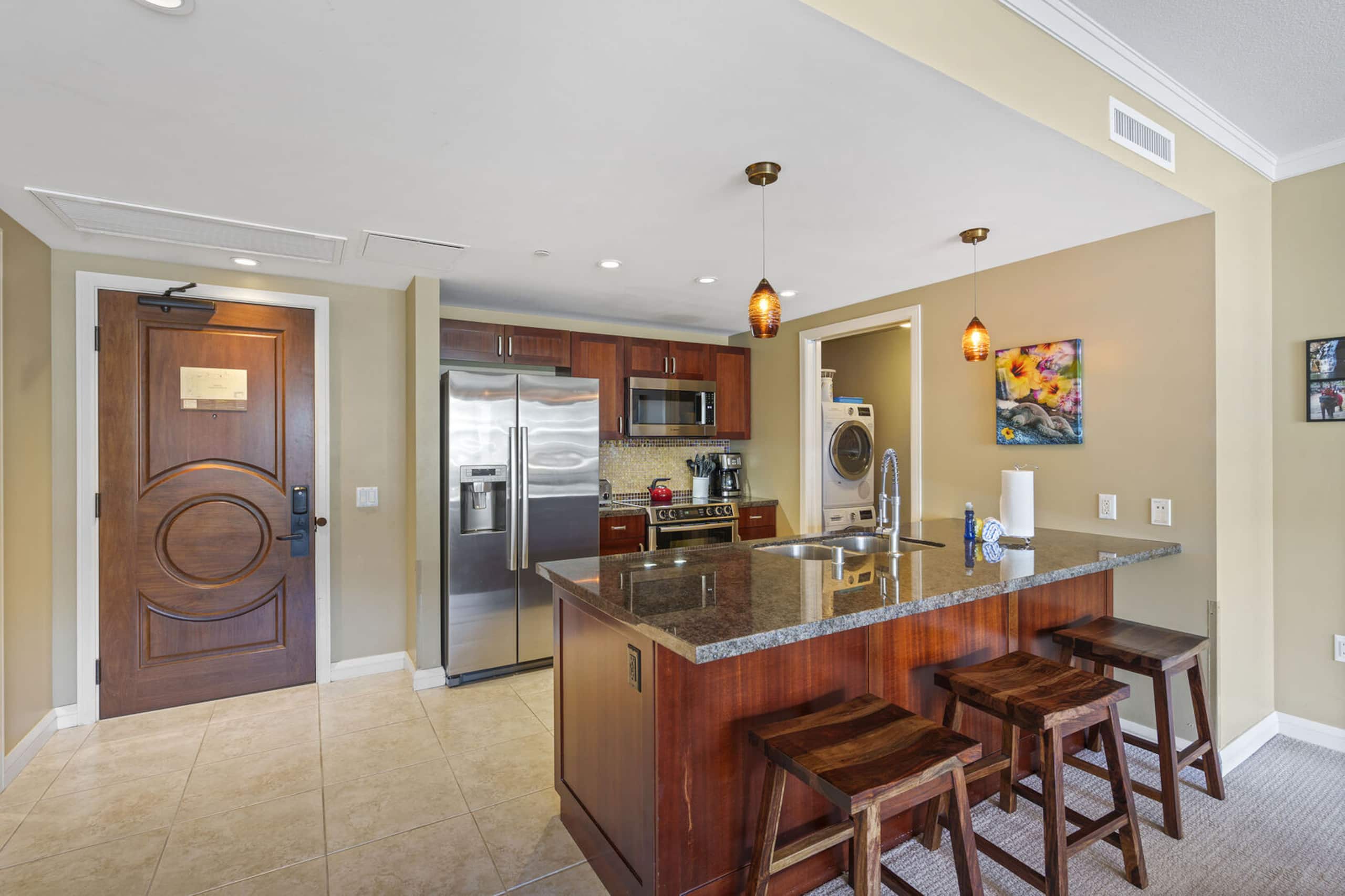 Condo in Lahaina · ★5.0 · 2 bedrooms · 4 beds · 2 baths - Image 5