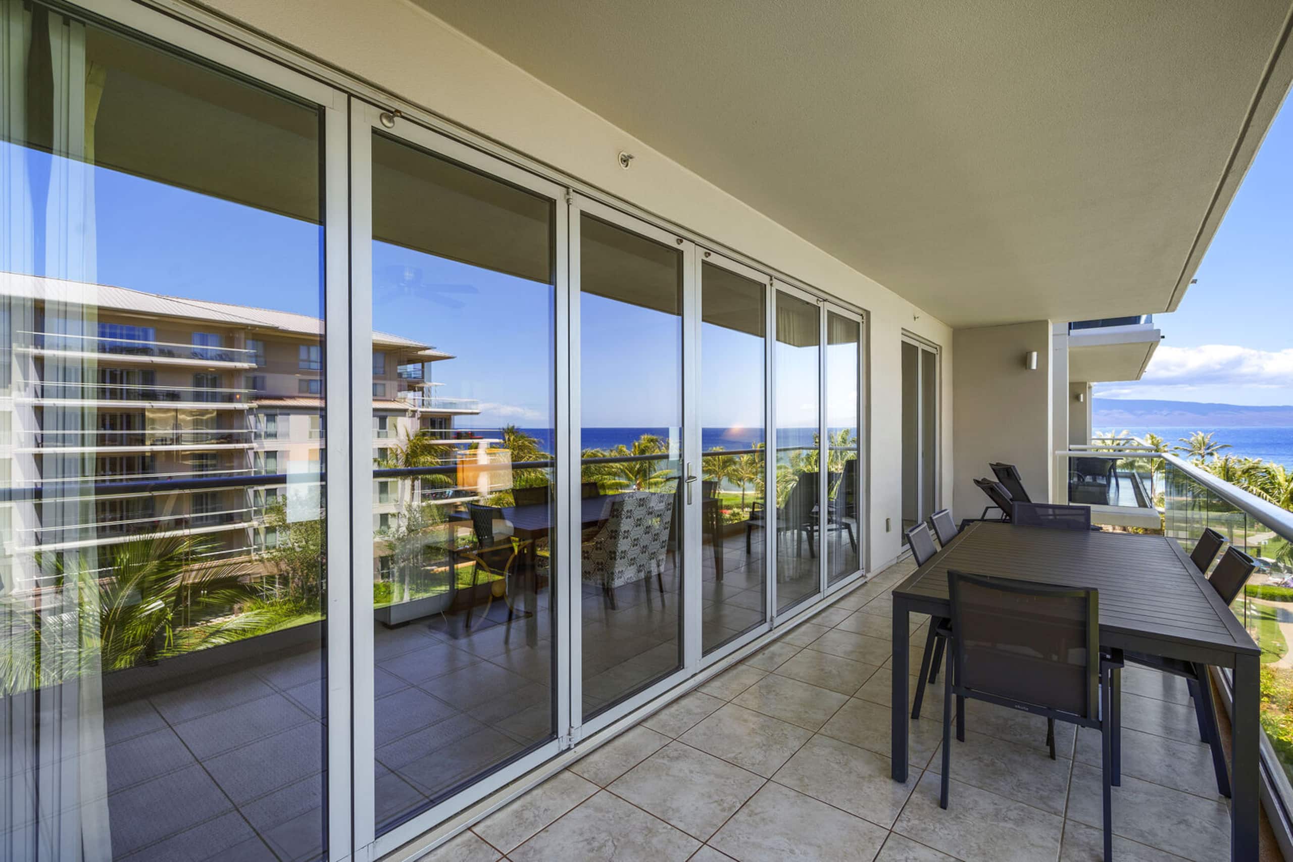 Condo in Lahaina · ★5.0 · 2 bedrooms · 4 beds · 2 baths - Image 22