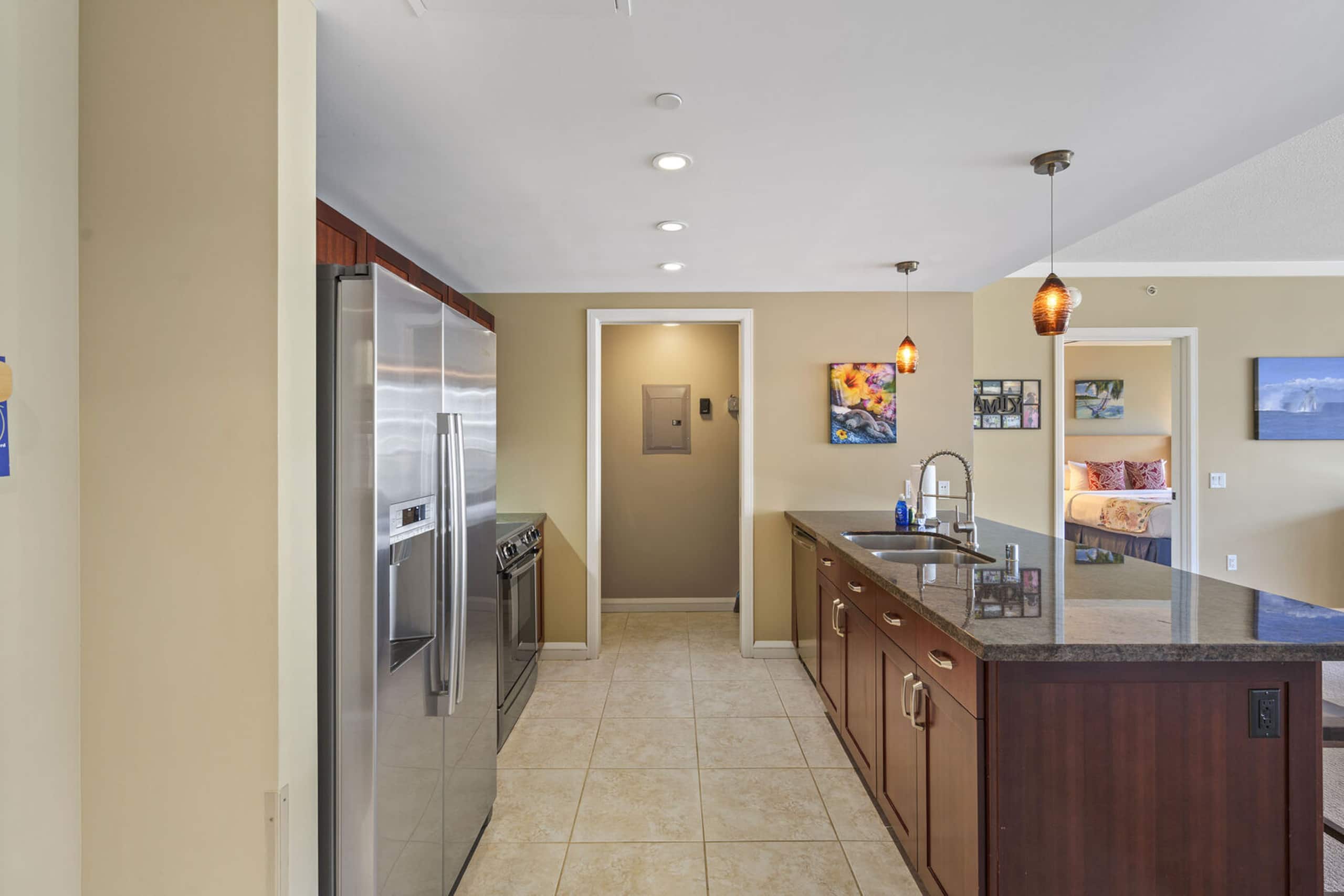 Condo in Lahaina · ★5.0 · 2 bedrooms · 4 beds · 2 baths - Image 7