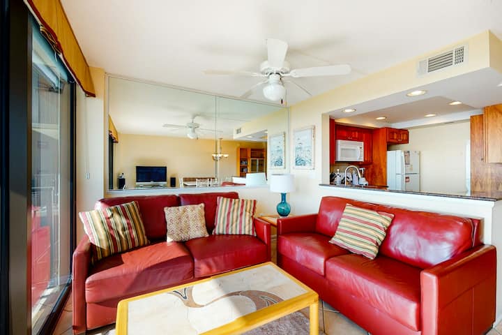 Sea Colony Ocean View Condo: Gym Sauna & Tennis - Bethany Beach, DE