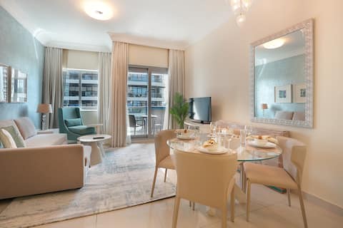 Successful Airbnb property: EasyGo – Chic 1br in Damac Maison in Al Wasl