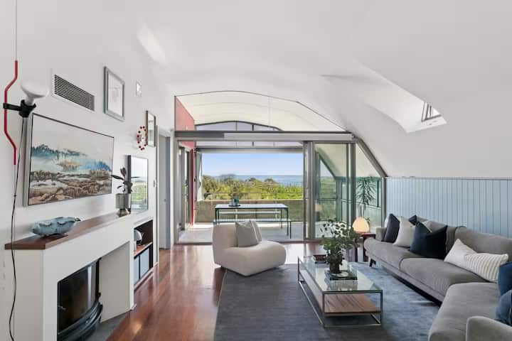 Beachcomber House - ocean views