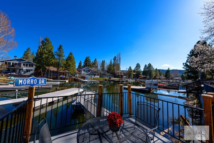 Waterfront Tahoe Keys Luxury Home mv25