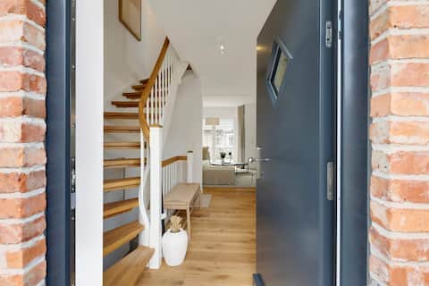 Newly built beach house with sauna close to beach