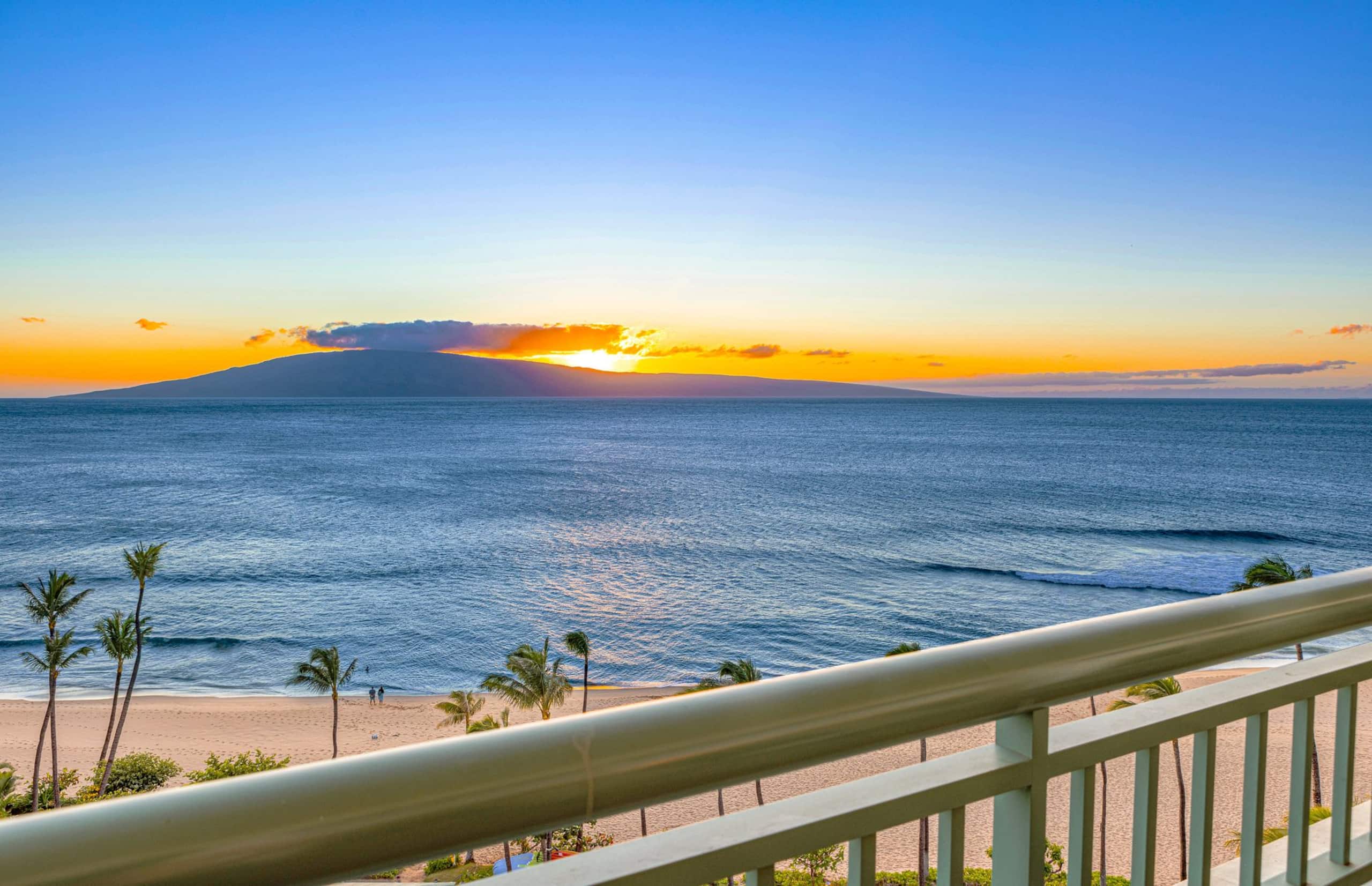 Condo in Lahaina · ★5.0 · 3 bedrooms · 6 beds · 3 baths - Image 41