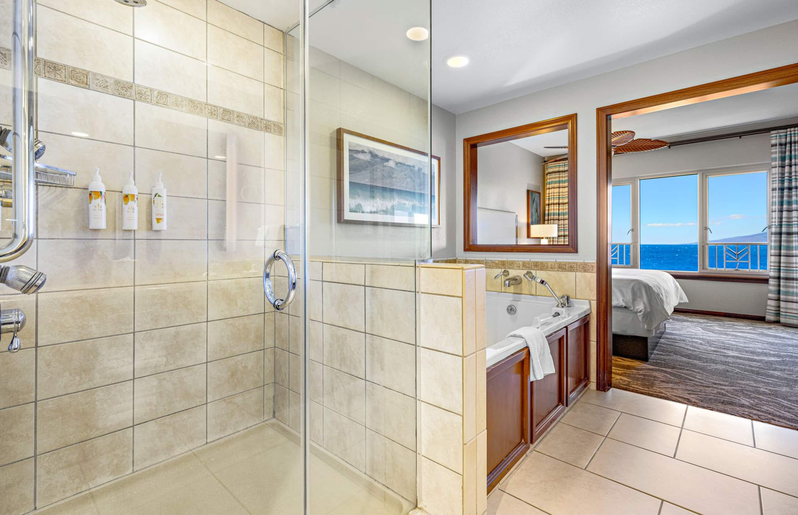Condo in Lahaina · ★5.0 · 3 bedrooms · 6 beds · 3 baths - Image 30