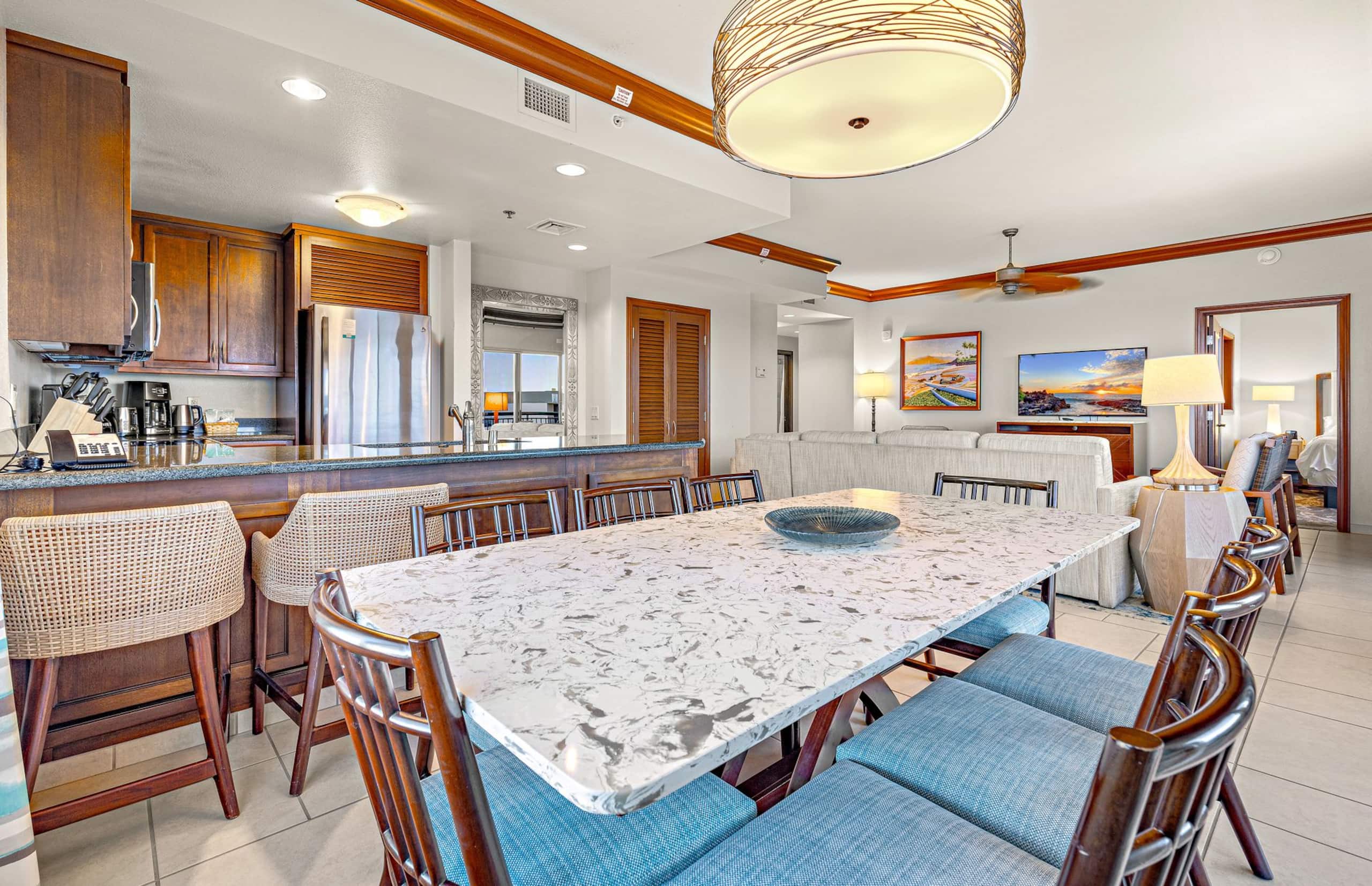 Condo in Lahaina · ★5.0 · 3 bedrooms · 6 beds · 3 baths - Image 13