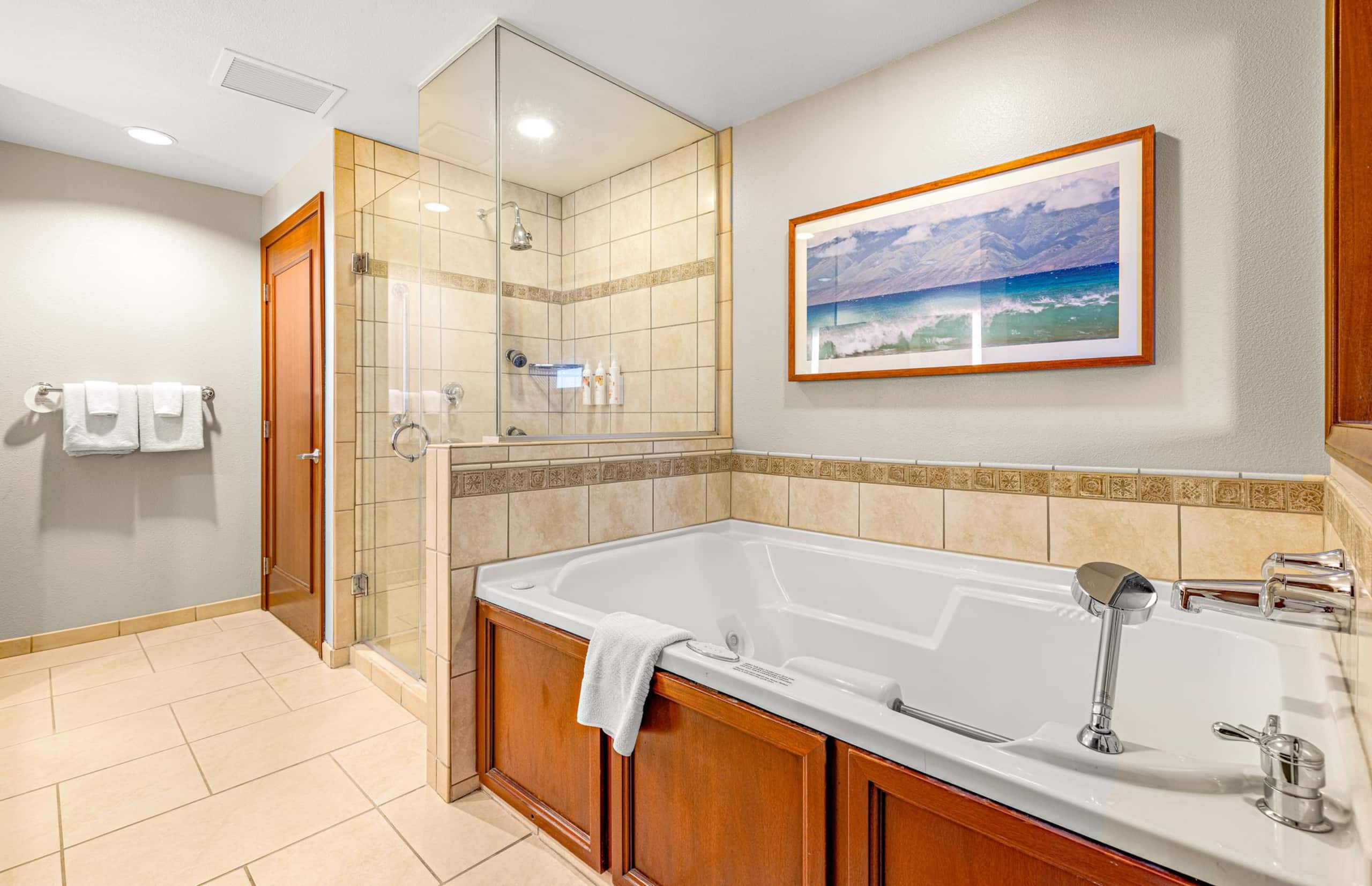 Condo in Lahaina · ★5.0 · 3 bedrooms · 6 beds · 3 baths - Image 31