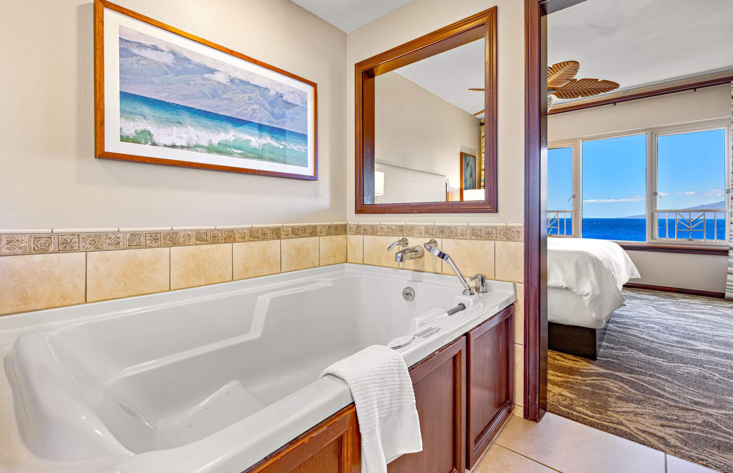 Condo in Lahaina · ★5.0 · 3 bedrooms · 6 beds · 3 baths - Image 32