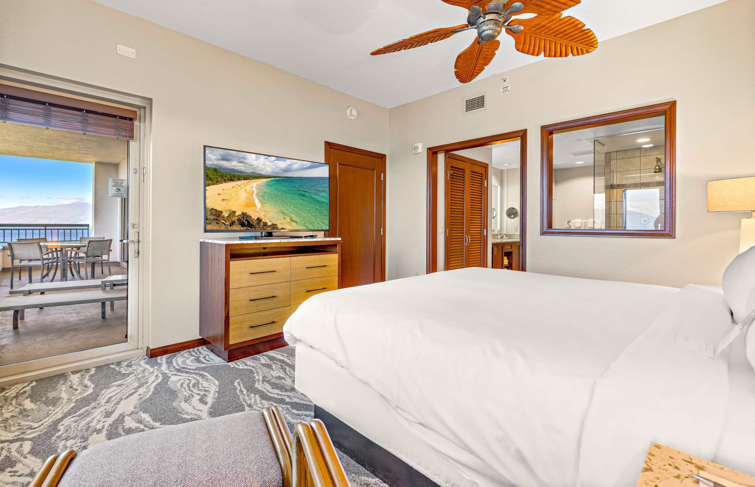 Condo in Lahaina · ★5.0 · 3 bedrooms · 6 beds · 3 baths - Image 28