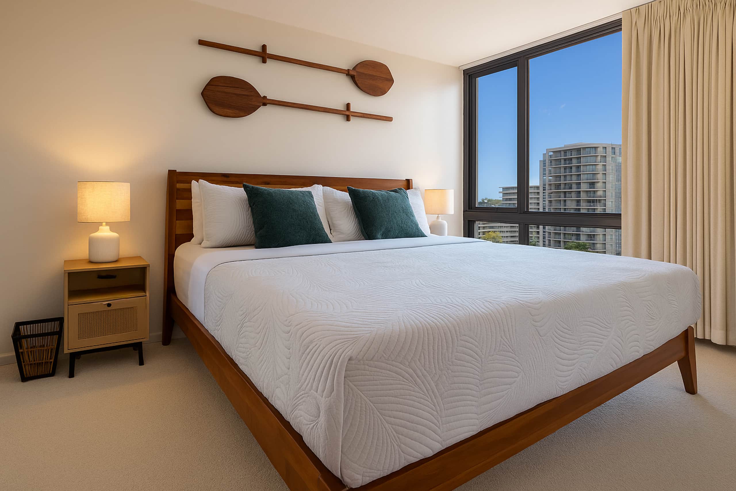 Condo in Honolulu · ★4.93 · 2 bedrooms · 3 beds · 1 private bath - Image 1