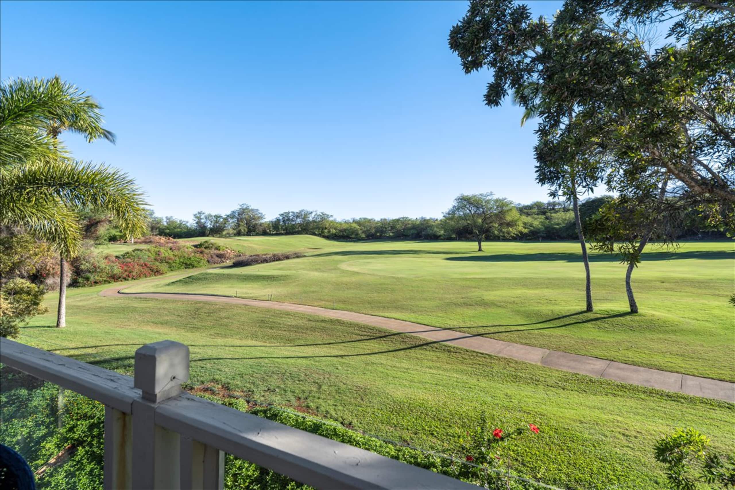 Condo in Wailea · ★4.75 · 2 bedrooms · 4 beds · 2 private baths - Image 10