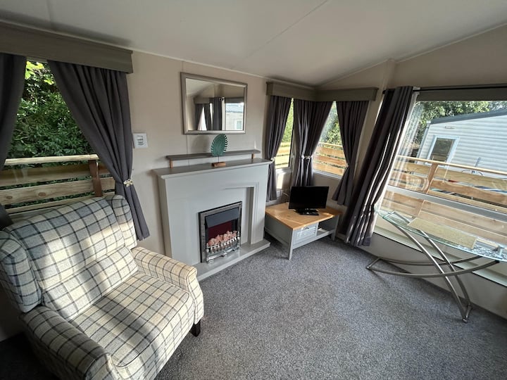 Chalet-supérieure-sdb Privée-balcon - Newton Stewart
