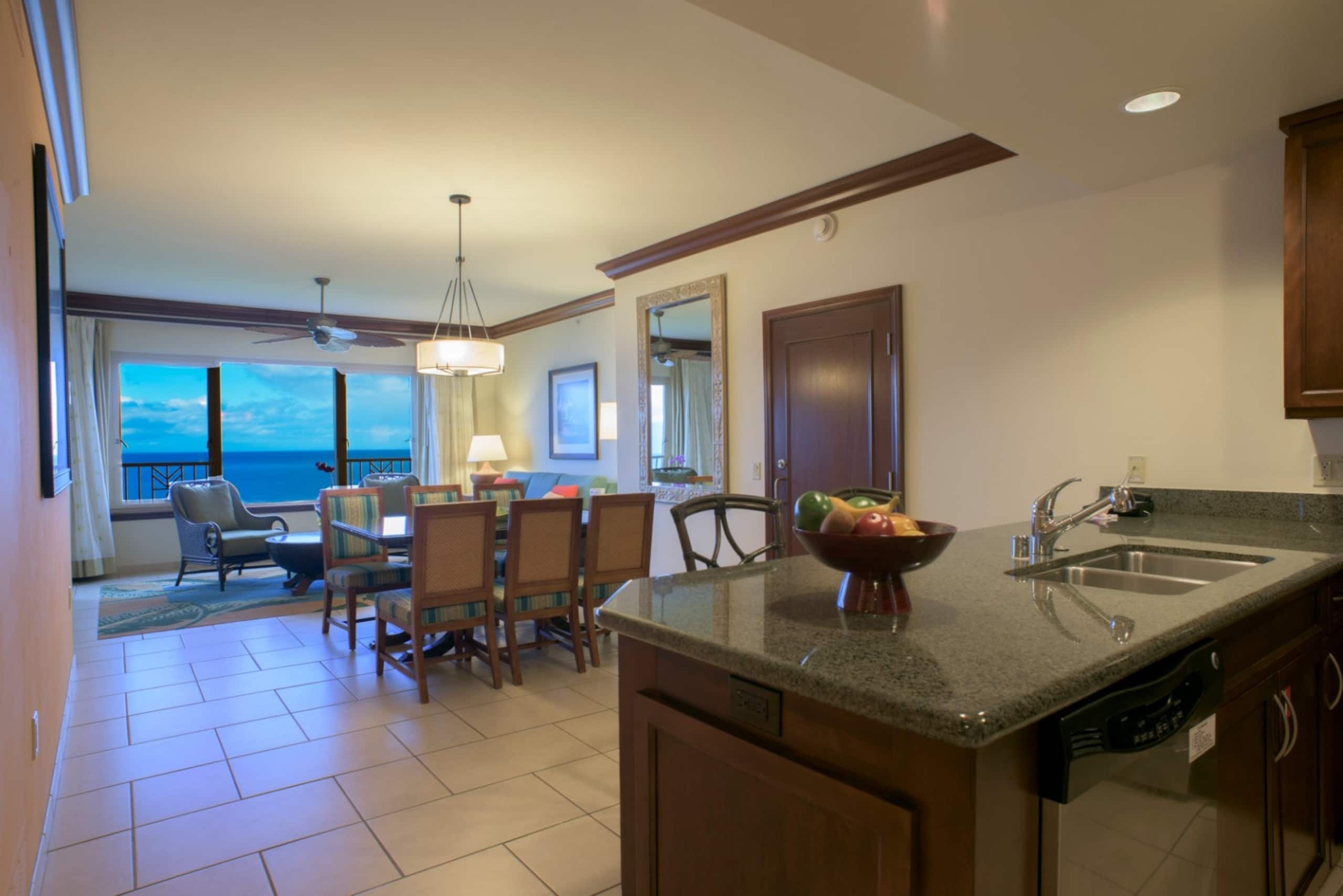 Condo in Lahaina · ★4.92 · 2 bedrooms · 4 beds · 2 baths - Image 11