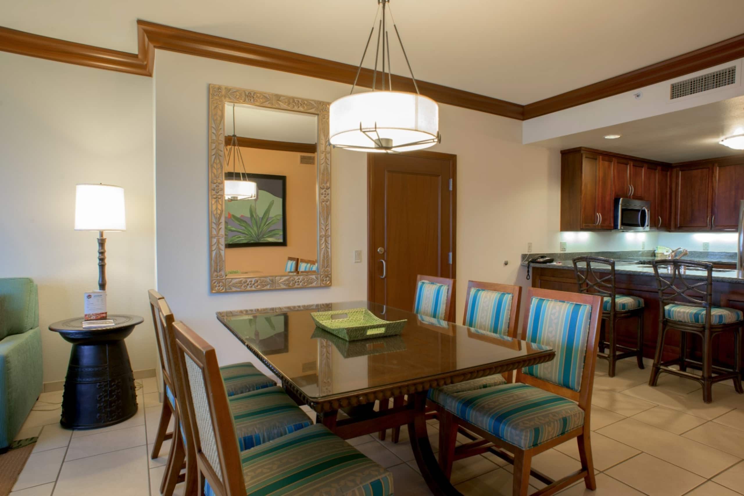 Condo in Lahaina · ★4.92 · 2 bedrooms · 4 beds · 2 baths - Image 8