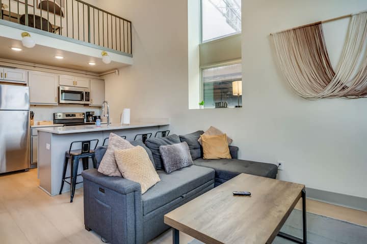 Cozy Loft Unit In The Heart Of Medical District - Louisville, KY