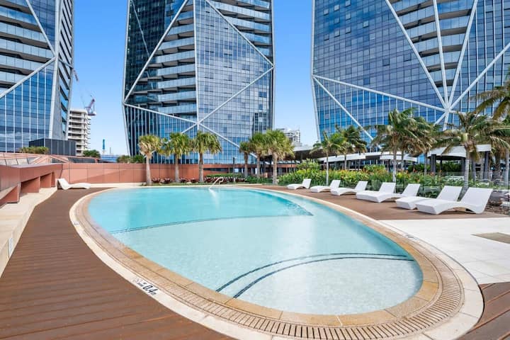 1 Bed Beachfront Residence - Jewel - Surfers Paradise
