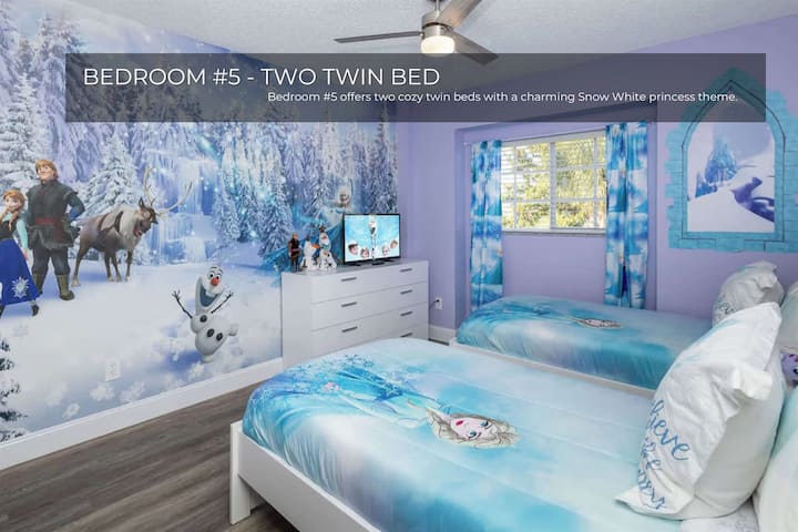 Chumba cha 5 cha kulala kinatoa vitanda viwili viwili vya kustarehesha vilivyo na lafudhi ya hadithi ya theluji Nyeupe.