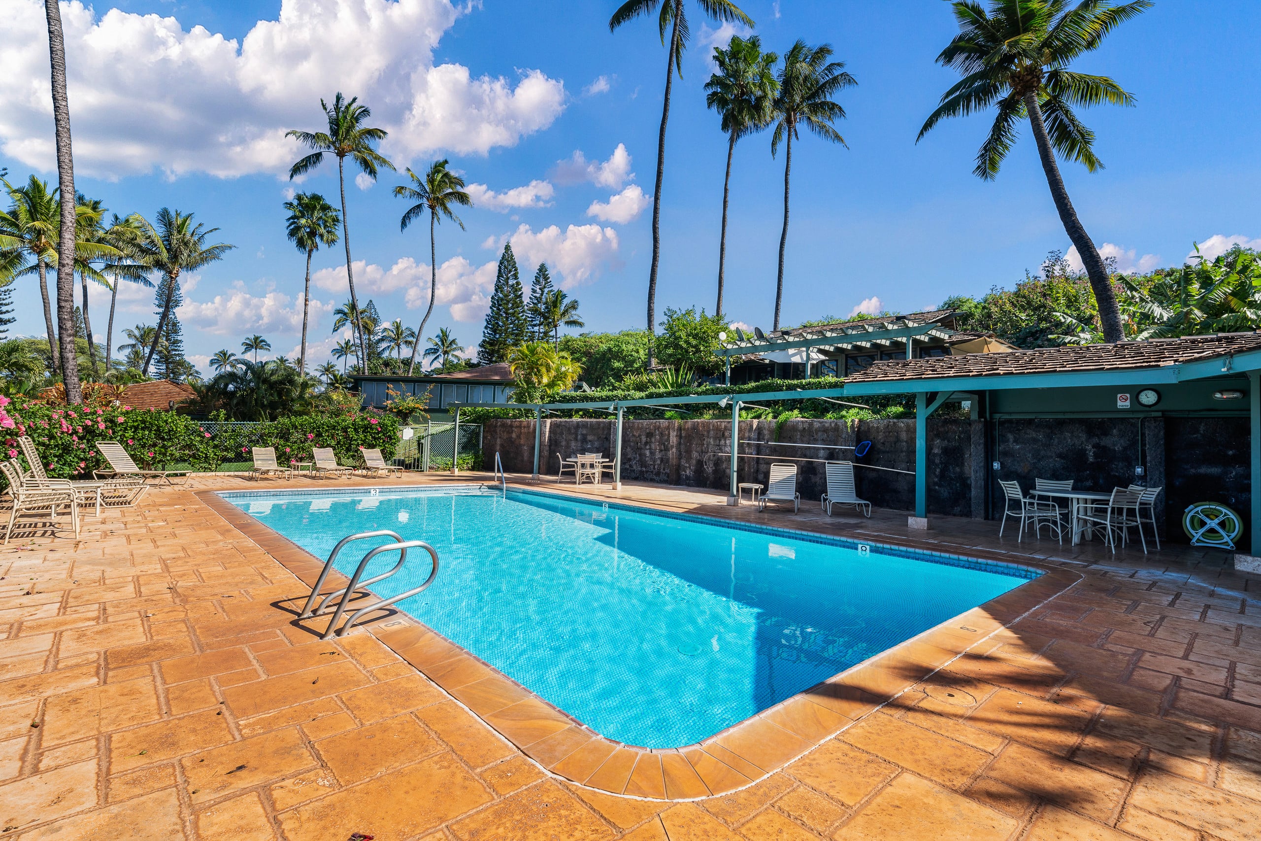 Home in Lahaina · ★4.5 · 2 bedrooms · 3 beds · 2 baths - Image 43
