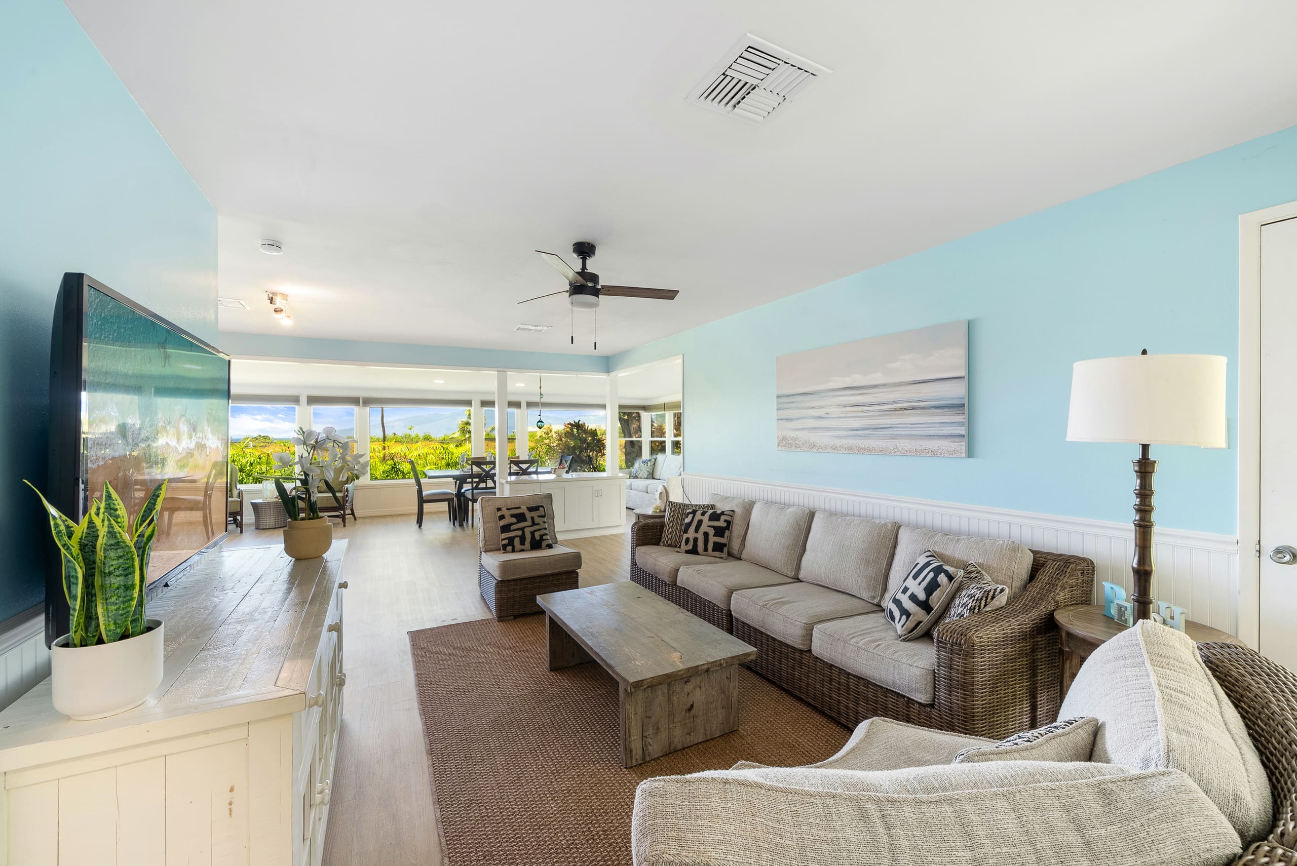 Home in Lahaina · ★4.5 · 2 bedrooms · 3 beds · 2 baths - Image 2