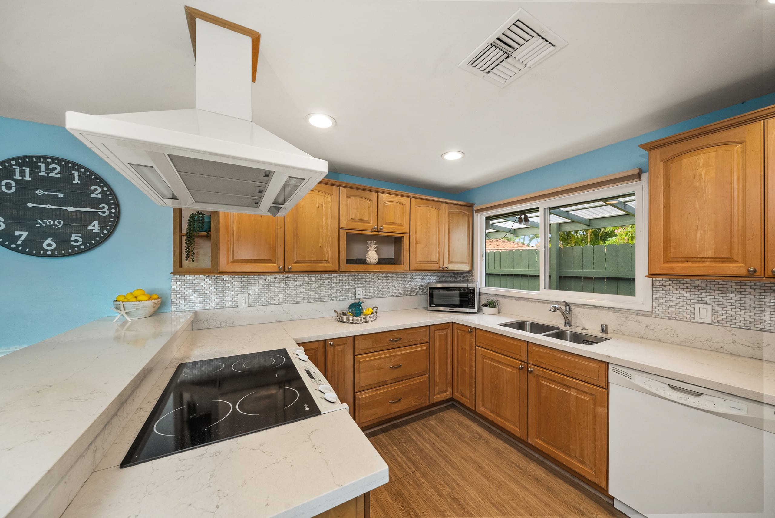 Home in Lahaina · ★4.5 · 2 bedrooms · 3 beds · 2 baths - Image 7
