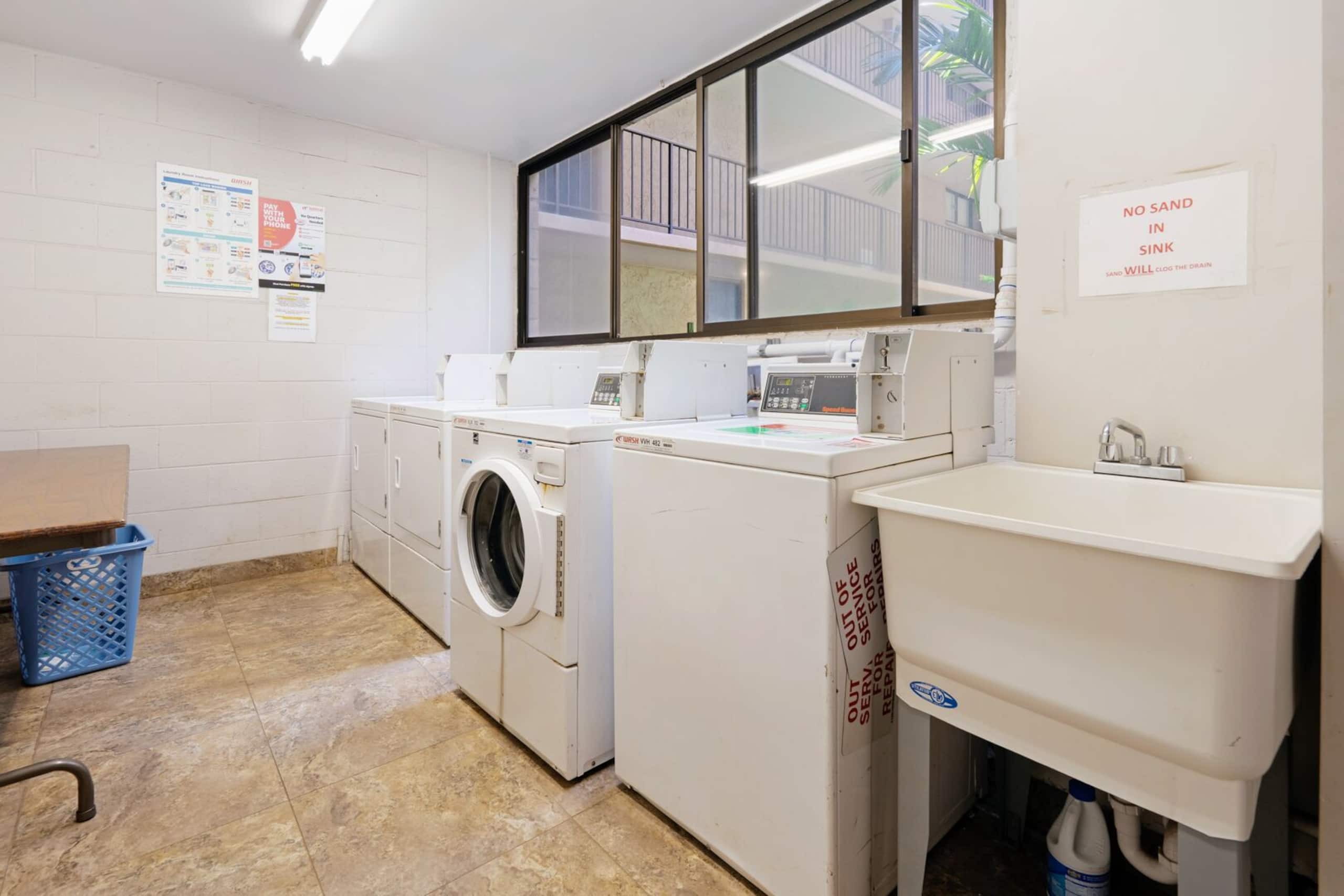 Condo in Kihei · ★4.94 · 1 bedroom · 2 beds · 1 bath - Image 12