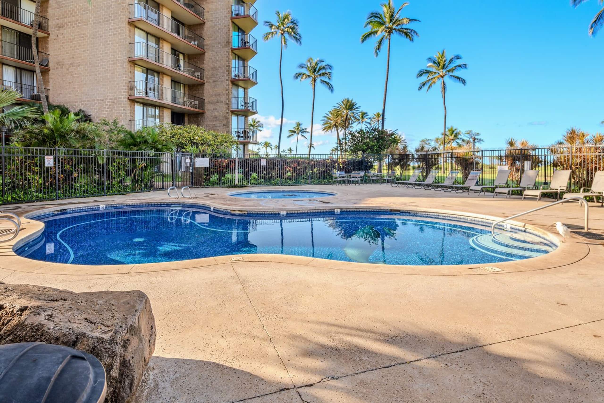 Condo in Kihei · ★4.94 · 1 bedroom · 2 beds · 1 bath - Image 37
