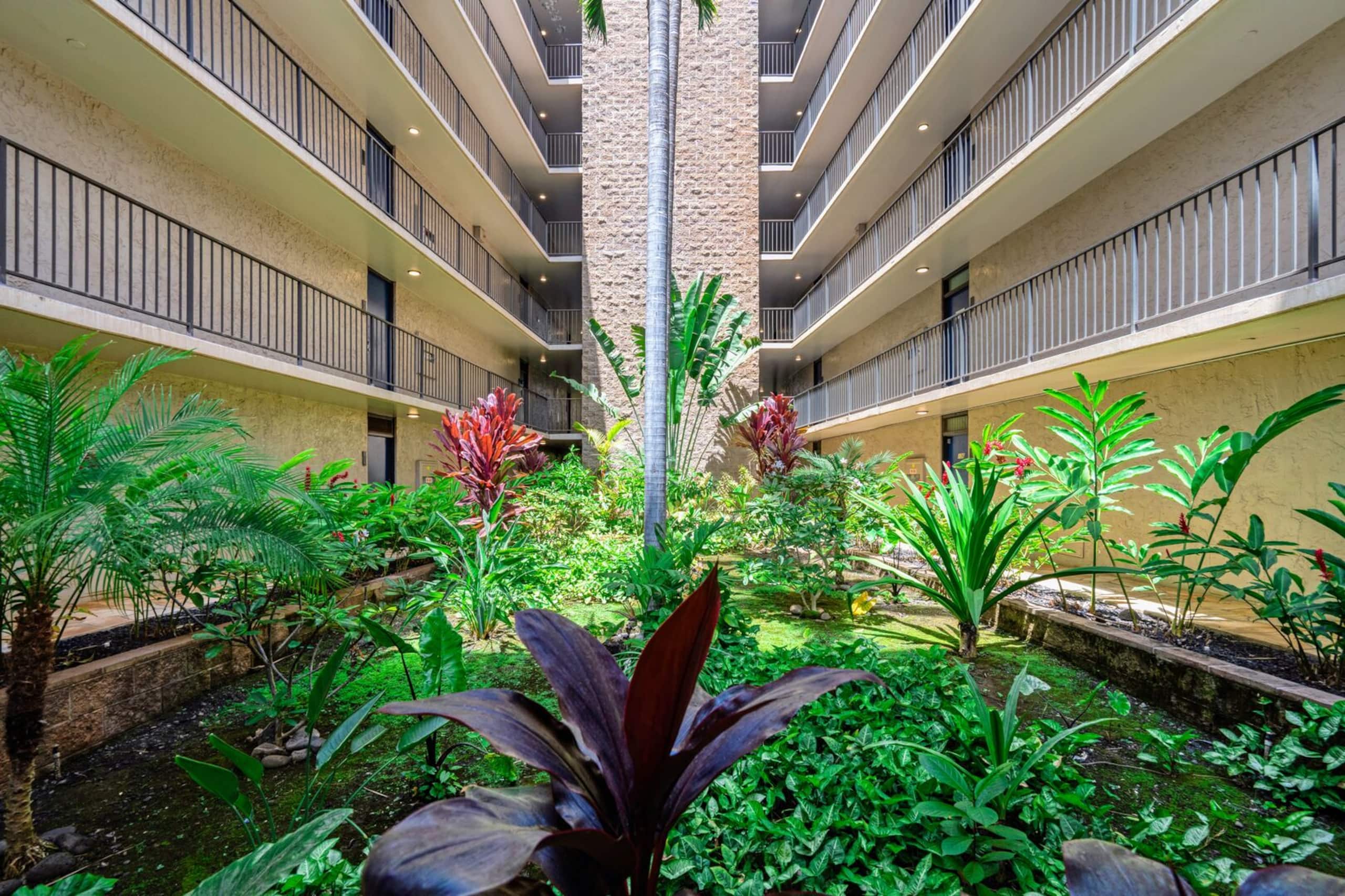 Condo in Kihei · ★4.94 · 1 bedroom · 2 beds · 1 bath - Image 46