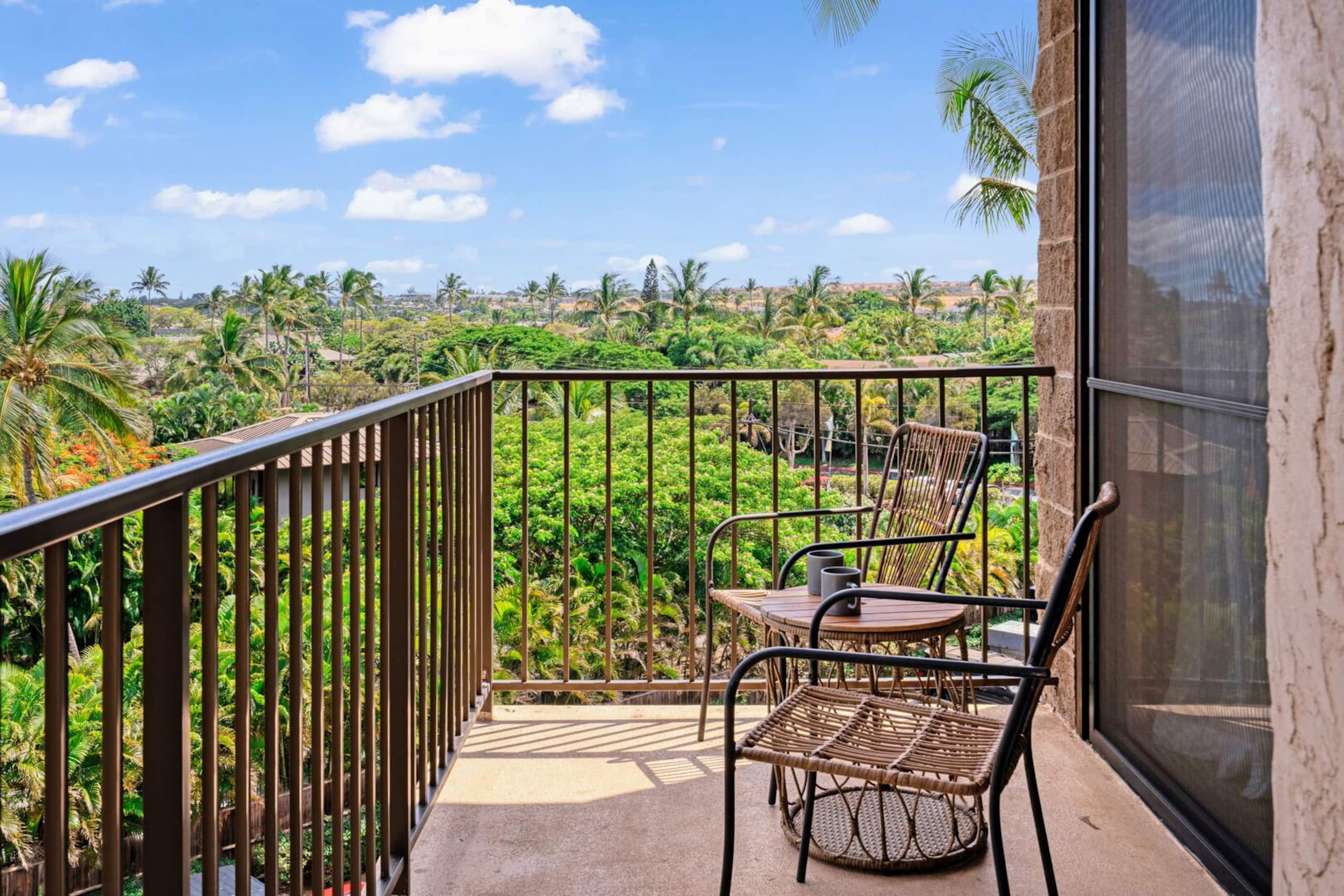 Condo in Kihei · ★4.94 · 1 bedroom · 2 beds · 1 bath - Image 22