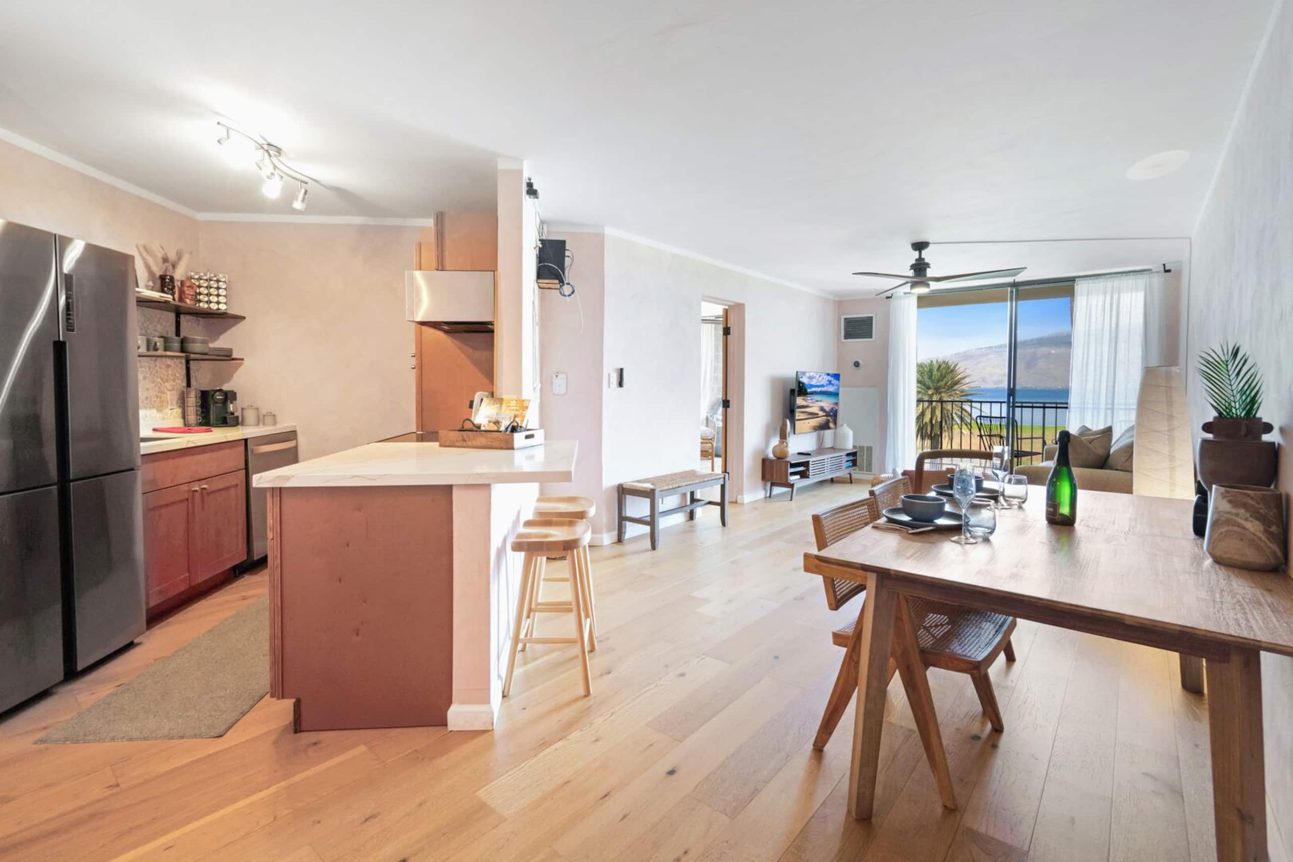 Condo in Kihei · ★4.94 · 1 bedroom · 2 beds · 1 bath - Image 4