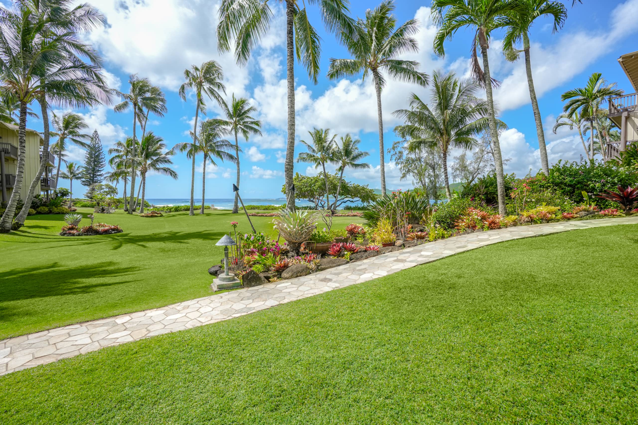 Condo in Kapaa · ★4.67 · 2 bedrooms · 3 beds · 1 bath - Image 34